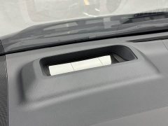 Toyota Vellfire Crown Hybrid 2.5L Executive Premier Edition - ფოტო 13