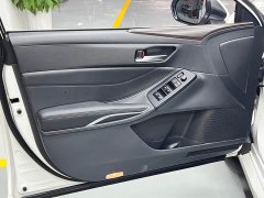 Toyota Avalon 2019 2.0L Base National VI Emission Standard - ფოტო 13