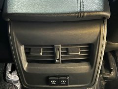 Toyota Avalon 2019 2.0L Base National VI Emission Standard - ფოტო 17