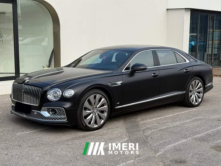 Flying First Edition - ავტომობილი ჩინეთიდან