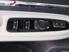 Lincoln Adventurer 2.0T AWD Prestige - ფოტო 14
