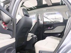 Lincoln Adventurer 2.0T AWD Prestige - ფოტო 17