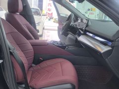 BMW 5 Series 530Li Premier M Sport Package - ფოტო 14