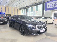 BMW 5 Series 530Li Premier M Sport Package - ფოტო 4