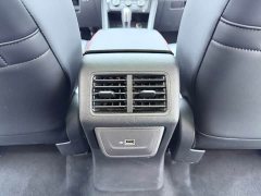 Volkswagen Jetta VS7 280TSI Automatic Entry-Level - ფოტო 17