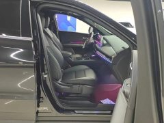Cadillac XT4 25T FWD Fashion Edition - ფოტო 8