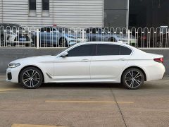 BMW 5 Series 530Li Premier M Sport Package - ფოტო 8