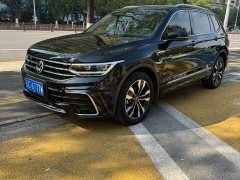 Volkswagen Tiguan L 380TSI Automatic AWD R-Line Premium 7-Seater - ფოტო 1