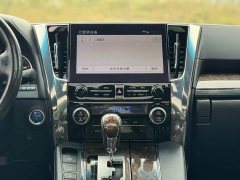 Toyota Vellfire 2020 Dual Engine 2.5L Black Gold Limited Edition - ფოტო 10