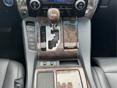 Toyota Vellfire 2020 Dual Engine 2.5L Black Gold Limited Edition - ფოტო 11