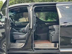 Toyota Vellfire 2020 Dual Engine 2.5L Black Gold Limited Edition - ფოტო 12