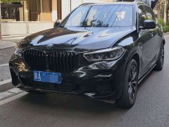 BMW X5 2022 xDrive 30Li Luxury M Sport Package - ფოტო 1