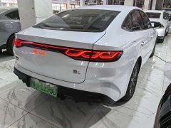 BYD Qin L DM-i 128KM Entry-Level - ფოტო 5