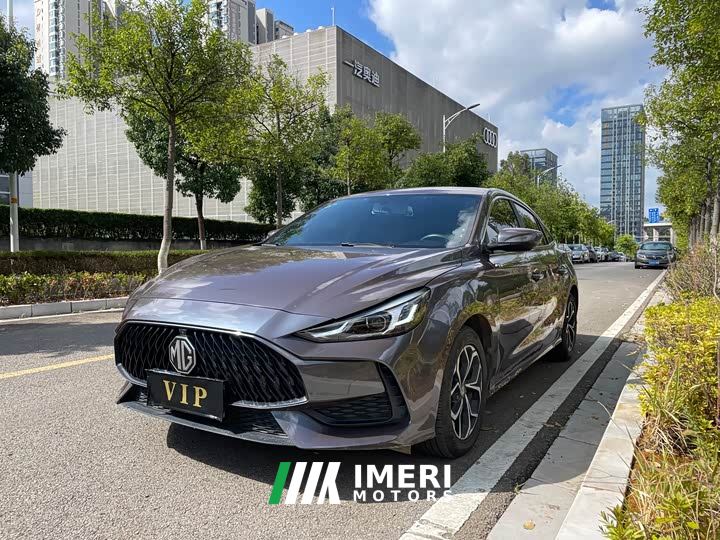 SAIC MG5 180DVVT CVT Youth Luxury Edition