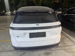 Li Auto i8 Standard Edition - ფოტო 9
