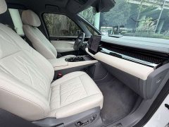 Zeekr 009 2024 Six-Seat Executive AWD 108kWh - ფოტო 17