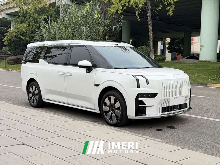 Zeekr 009 2024 Six-Seat Executive AWD 108kWh - ავტომობილი ჩინეთიდან