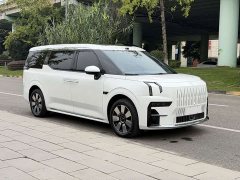 Zeekr 009 2024 Six-Seat Executive AWD 108kWh - ფოტო 1