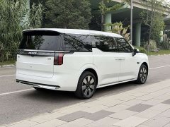 Zeekr 009 2024 Six-Seat Executive AWD 108kWh - ფოტო 3