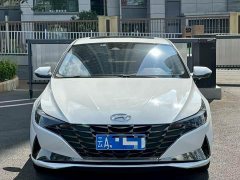 Hyundai Elantra 1.5L CVT Luxury - ფოტო 2