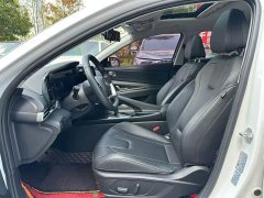 Hyundai Elantra 1.5L CVT Luxury - ფოტო 6