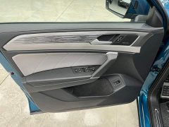 Volkswagen Taos 2023 380TSI AWD R-Line Pro Smart Edition - ფოტო 11