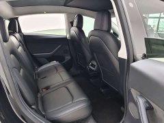 Tesla Model Y Performance All-Wheel Drive - ფოტო 4