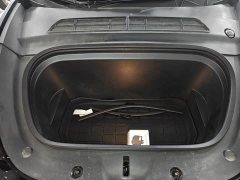 Tesla Model Y Rear-Wheel Drive - ფოტო 10
