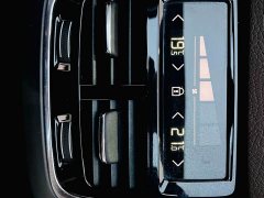 Volvo XC90 B6 Intelligent Luxury 7-Seater - ფოტო 15