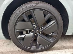 Li Auto i8 Standard Edition - ფოტო 9