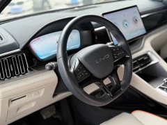 BYD Song Plus New Energy Glory Edition DM-i 110km Flagship Plus - ფოტო 3