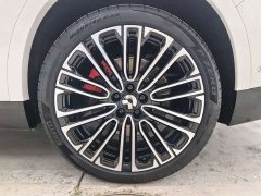 NIO ES8 Six-Seat Executive Signature Edition - ფოტო 12