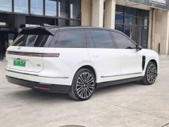 NIO ES8 Six-Seat Executive Signature Edition - ფოტო 14