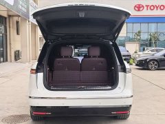 NIO ES8 Six-Seat Executive Signature Edition - ფოტო 16