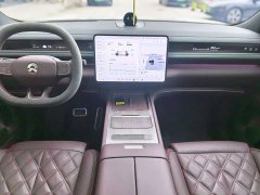 NIO ES8 Six-Seat Executive Signature Edition - ფოტო 9