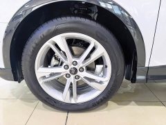 Audi Q3 35 TFSI Fashion Elegance Edition 1.5T - ფოტო 7