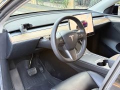 Tesla Model Y Rear-Wheel Drive - ფოტო 5