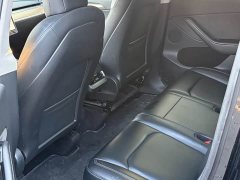 Tesla Model Y Rear-Wheel Drive - ფოტო 6