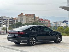 Volkswagen Passat 380TSI Luxury - ფოტო 5