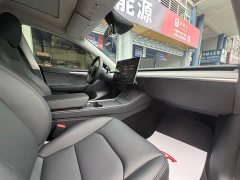 Tesla Model Y Rear-Wheel Drive - ფოტო 10