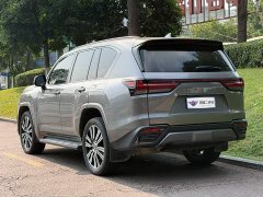 Lexus LX 600 LuxuryUS Spec Edition - ფოტო 4