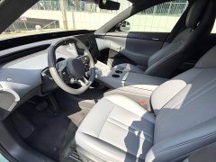 Xiaomi YU7 Four-Wheel Drive Max Edition - ფოტო 4