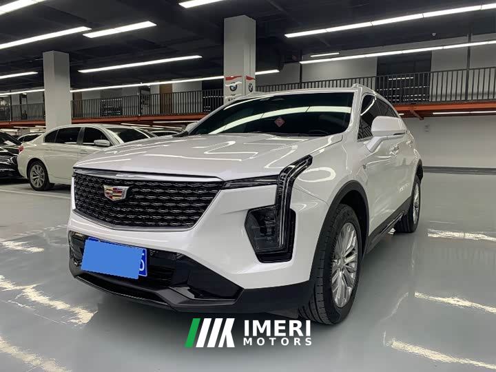 Cadillac XT4 28T FWD Luxury