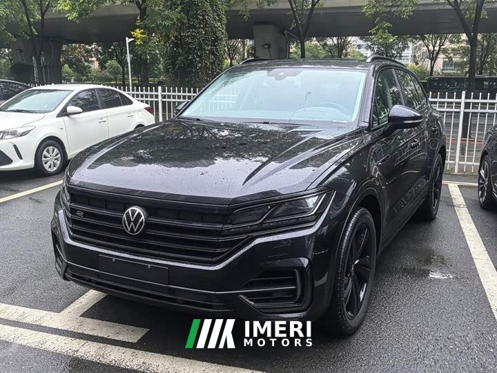 Volkswagen Touareg 3.0TSI Rui Xiang Edition Obsidian Black Sport Package