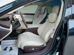 Xiaomi SU7 Four-Wheel Drive Max Edition - фото 12