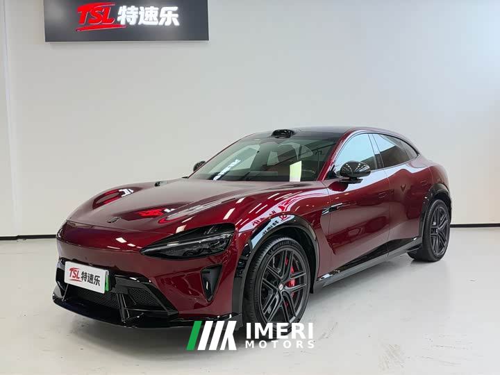 Xiaomi YU7 Four-Wheel Drive GT