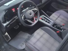 Volkswagen Golf GTI 2021 380TSI DSG GTI - ფოტო 9