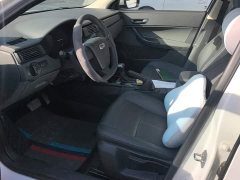 Qoros 3 3S Sedan 1.5T CVT Leading Edition - ფოტო 9
