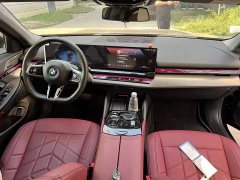 BMW 5 Series 525Li M Sport Package - ფოტო 5