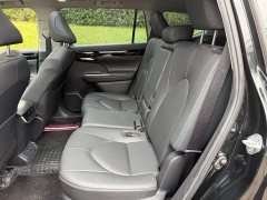 Toyota Highlander 2.5L Intelligent Hybrid AWD Luxury 7-Seater - ფოტო 12